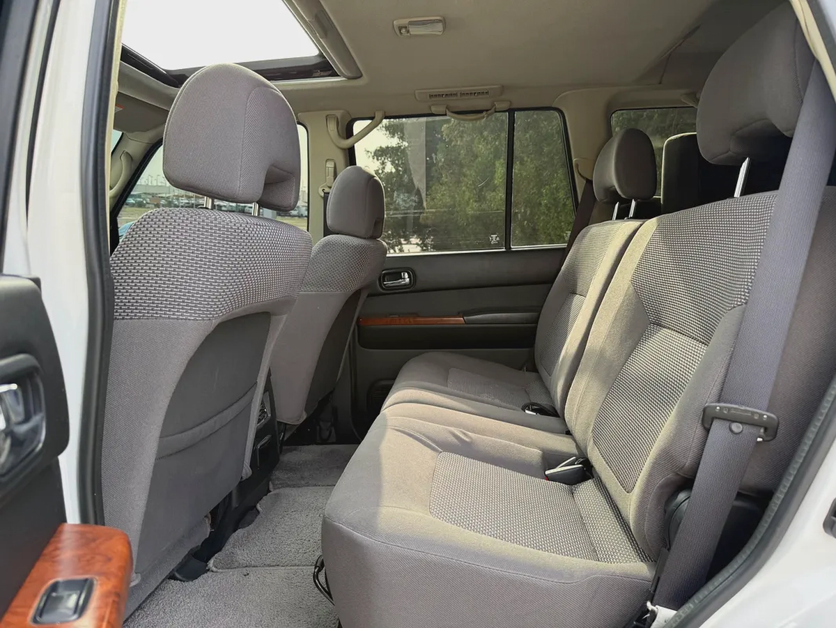 Nissan Safari 2016 model, Gulf specification, original paint, original factory condition-11-11