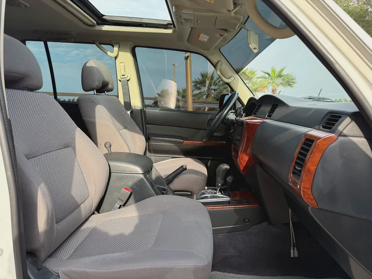 Nissan Safari 2016 model, Gulf specification, original paint, original factory condition-15-15