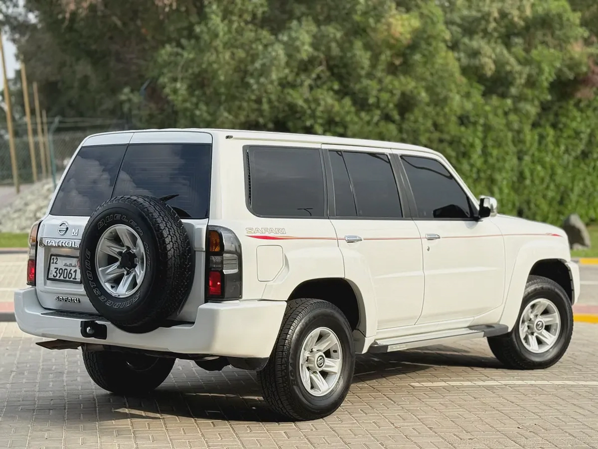Nissan Safari 2016 model, Gulf specification, original paint, original factory condition-5-5