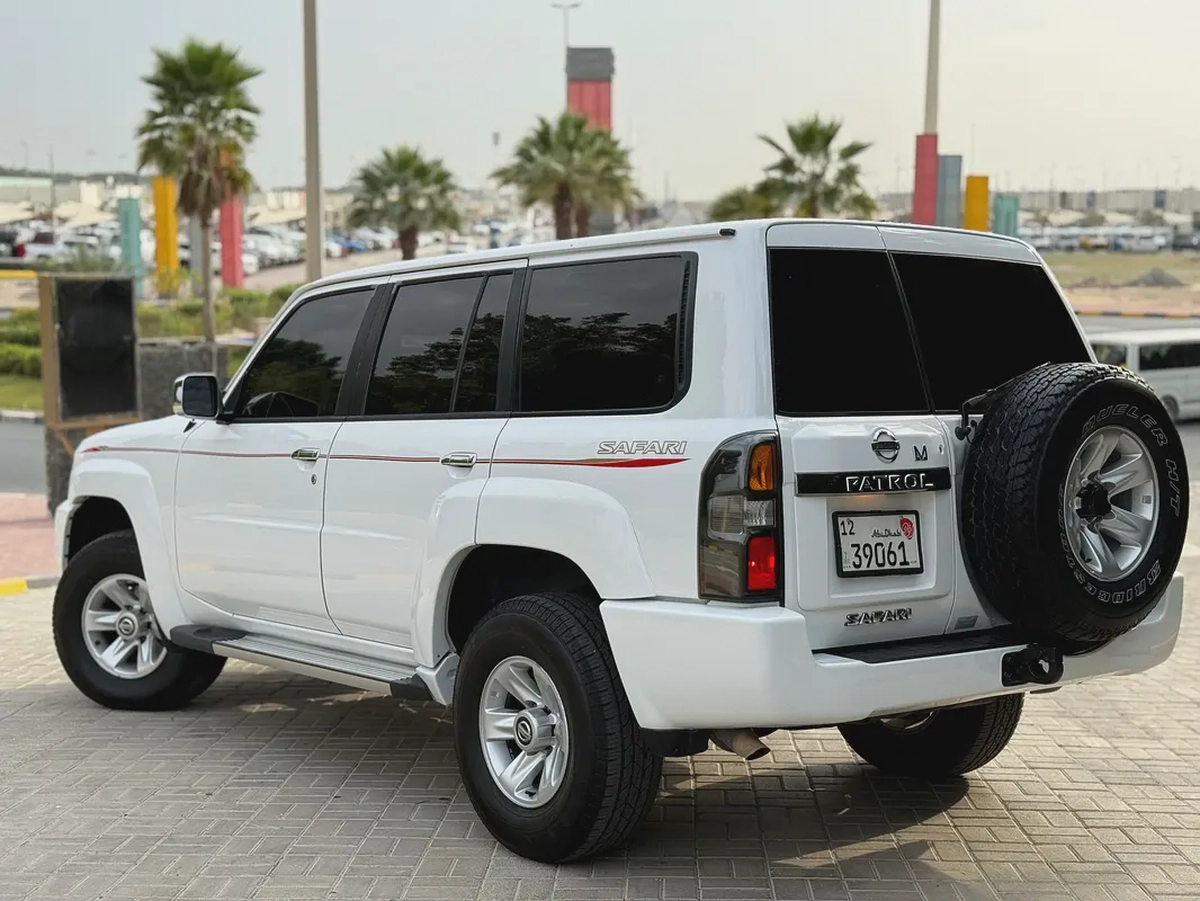 Nissan Safari 2016 model, Gulf specification, original paint, original factory condition-7-7