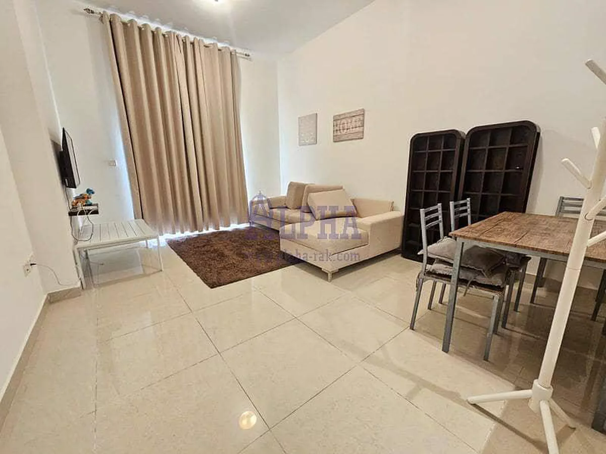 Mesmerizing Sea View! 1 Bedroom For Sale-7-7