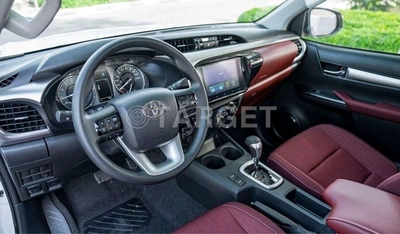 Toyota Hilux SGLX Toyota hilux 2.7L petrol MY2025 for export only-17