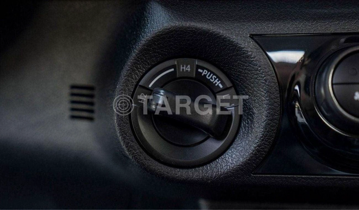 Toyota Hilux SGLX Toyota hilux 2.7L petrol MY2025 for export only-10-0