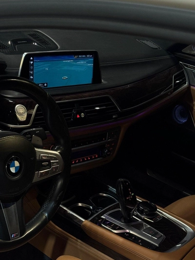 BMW 750Li XDRIVE M SPORT-7