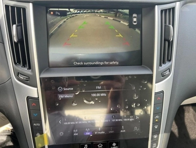 Infiniti Q50 Luxe 3.0L-8