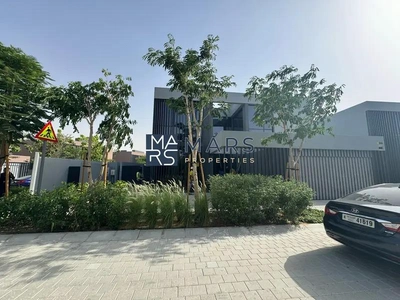 Prestigious Community – Masaar Villas with Elegant Emirati Design. Robinia, Masaar With pool-0