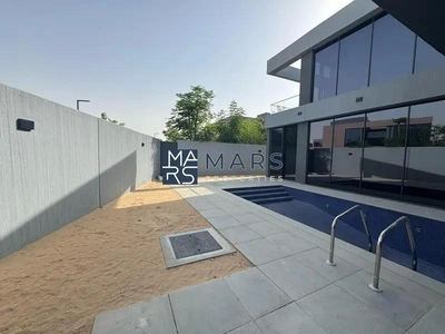 Prestigious Community – Masaar Villas with Elegant Emirati Design. Robinia, Masaar With pool-2