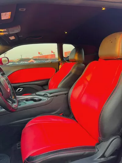دودج شالنجر sxt V6 بحالة جيدة جاهزة لتسجيل والاستخدام-8