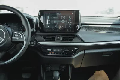 Brand New 2026 Suzuki Swift GLX RADAR| GCC Specs | Fuel Efficient & Modern-12