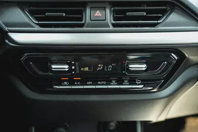 Brand New 2026 Suzuki Swift GLX RADAR| GCC Specs | Fuel Efficient & Modern-17