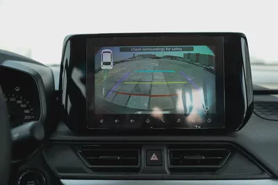 Brand New 2026 Suzuki Swift GLX RADAR| GCC Specs | Fuel Efficient & Modern-19