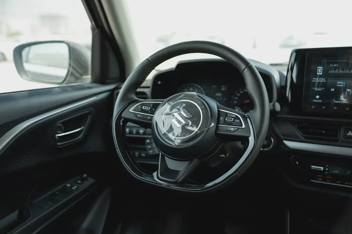 Brand New 2026 Suzuki Swift GLX RADAR| GCC Specs | Fuel Efficient & Modern-11-11