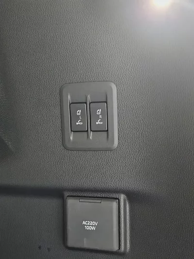 Brand New 2026 Toyota Prado VXL3 GCC Specs Top of the Range تويوتا برادو في اكس ال 3 بنزين فل 2.4-16