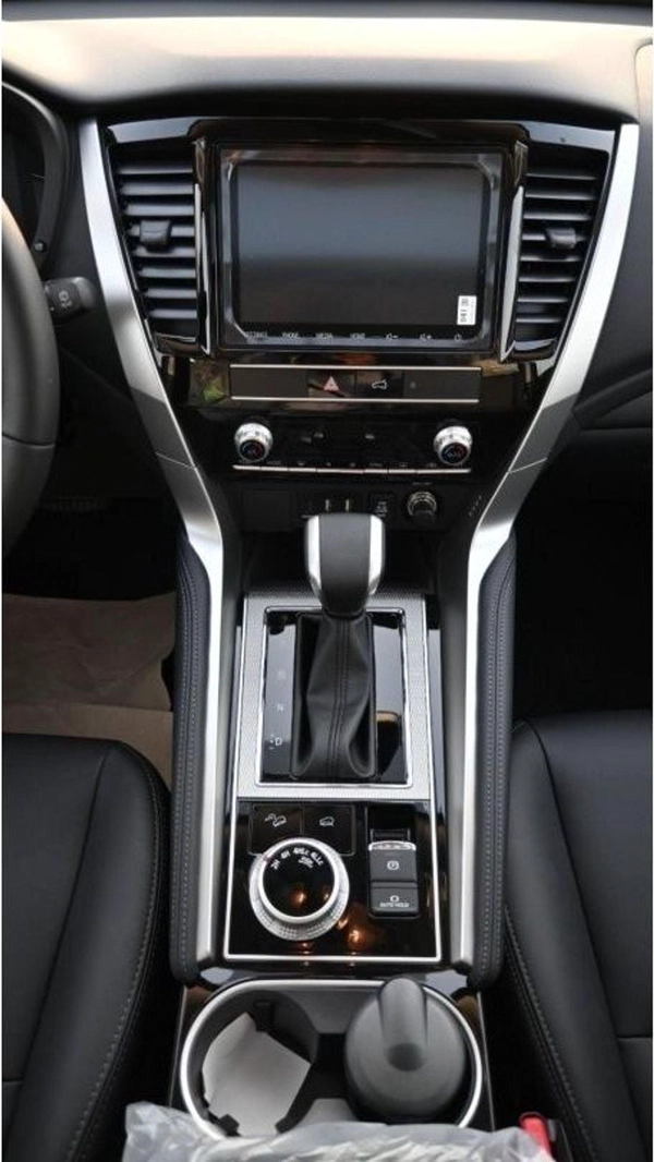 Mitsubishi Pajero Sport Pajero sport 2.4 deisel automatic