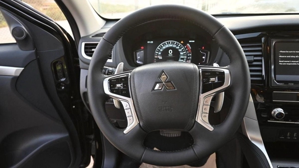 Mitsubishi Pajero Sport Pajero sport 2.4 deisel automatic