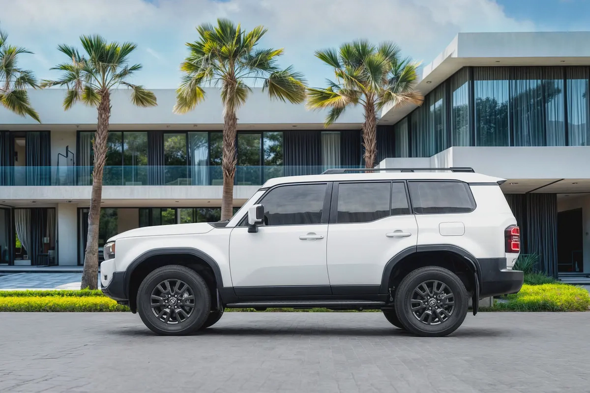 4,505 P.M |  Prado GXL Turbo | 0% Downpayment | AGENCY WARRANTY/SERVICE!-1-1
