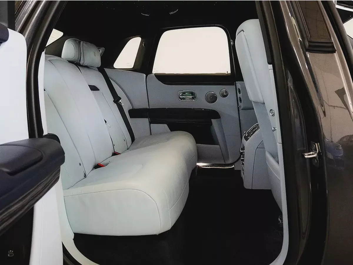 17,344 AED / 60 month’s | 0% DP | 2021 Rolls Royce Ghost / Full-Service History-12-12