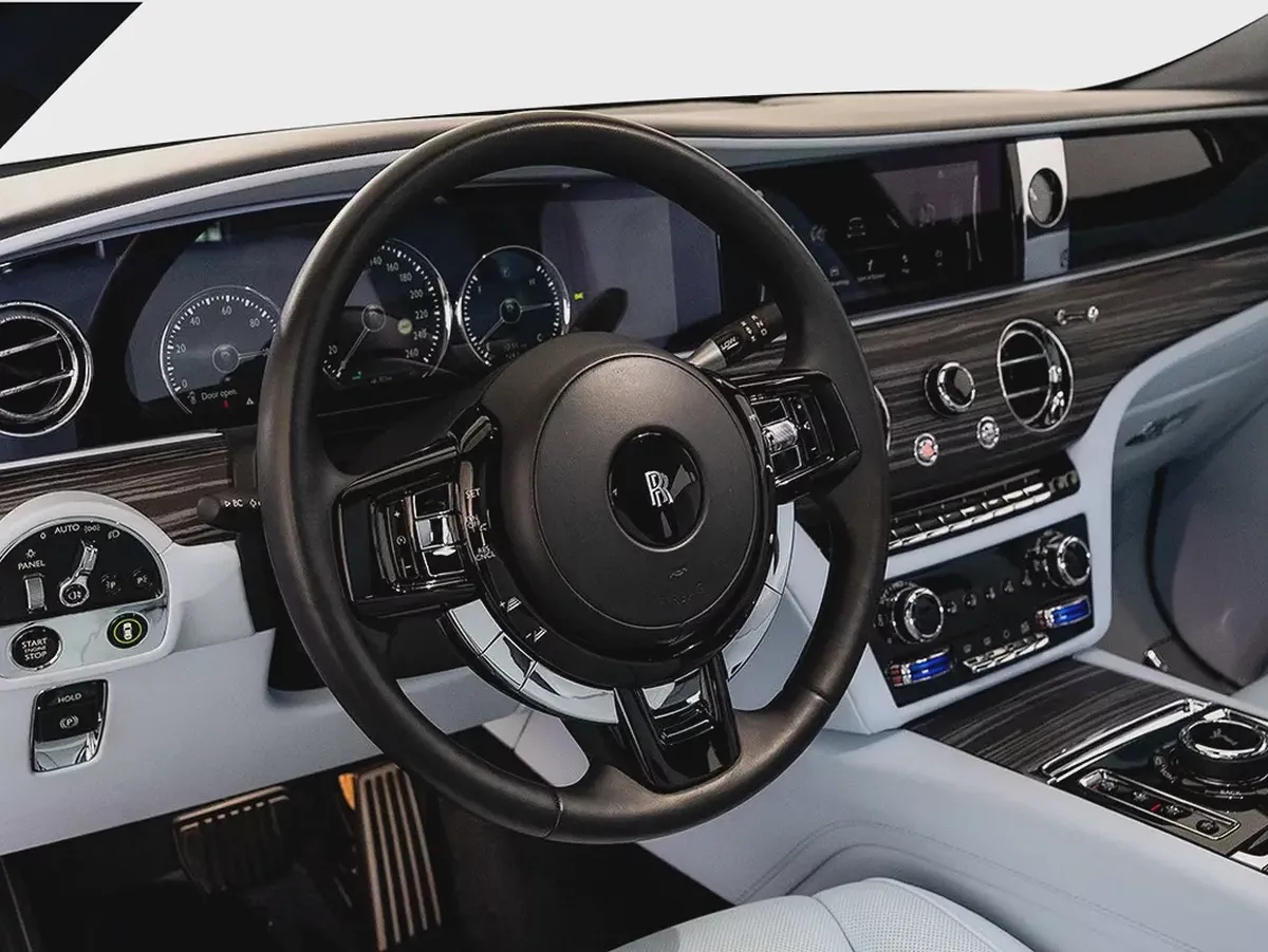 17,344 AED / 60 month’s | 0% DP | 2021 Rolls Royce Ghost / Full-Service History-6-6