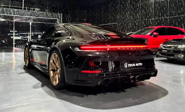 2020 Porsche 911 Carrera | Warranty | Just Been Serviced | Excellent Condition | GCC