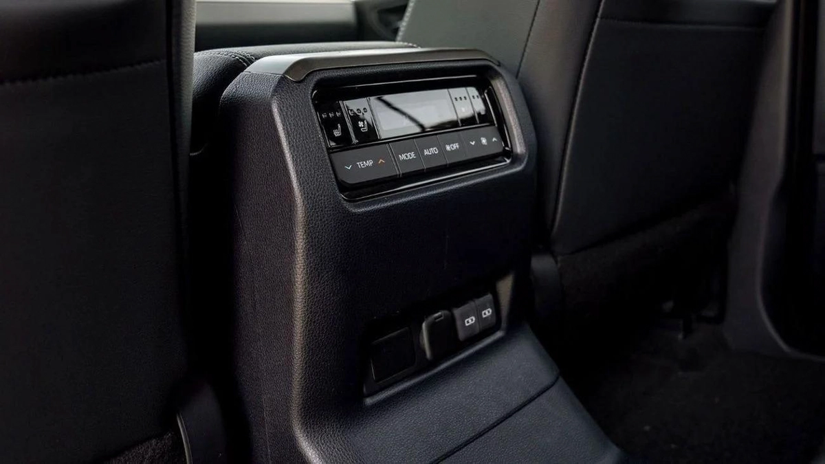 Toyota Prado 250 WX+ LUXURY 2.8D AT MY2025 - GREY-6-6