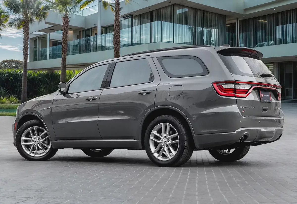 3,643 P.M |  Durango R/T Hemi | 0% Downpayment | Dodge Warranty!-2-2