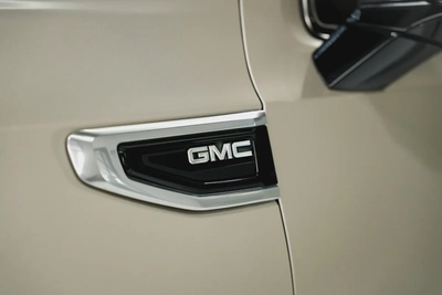 GMC Denali-18