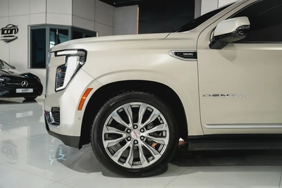 GMC Denali-3