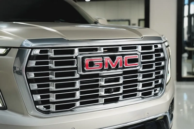 GMC Denali-4