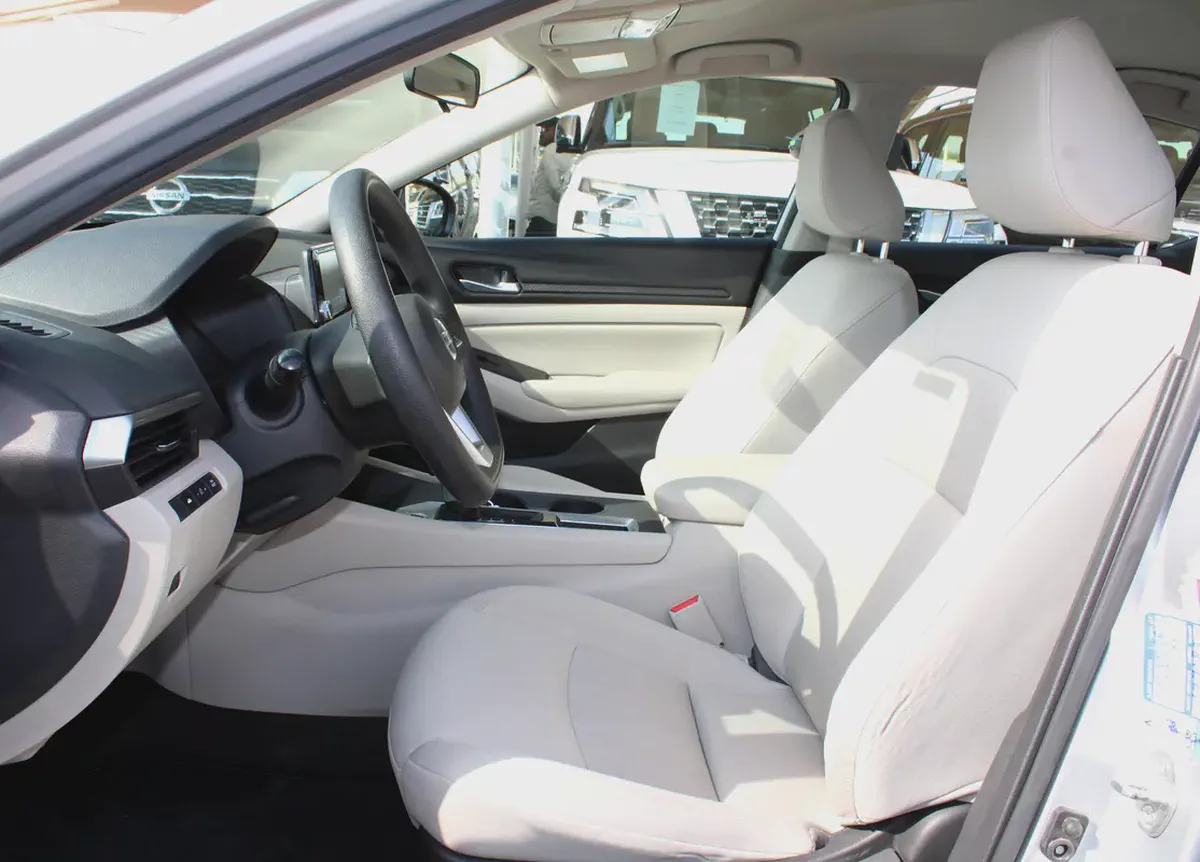 Nissan Altima S 2022 GCC Specs - Excellent Condition-9-9