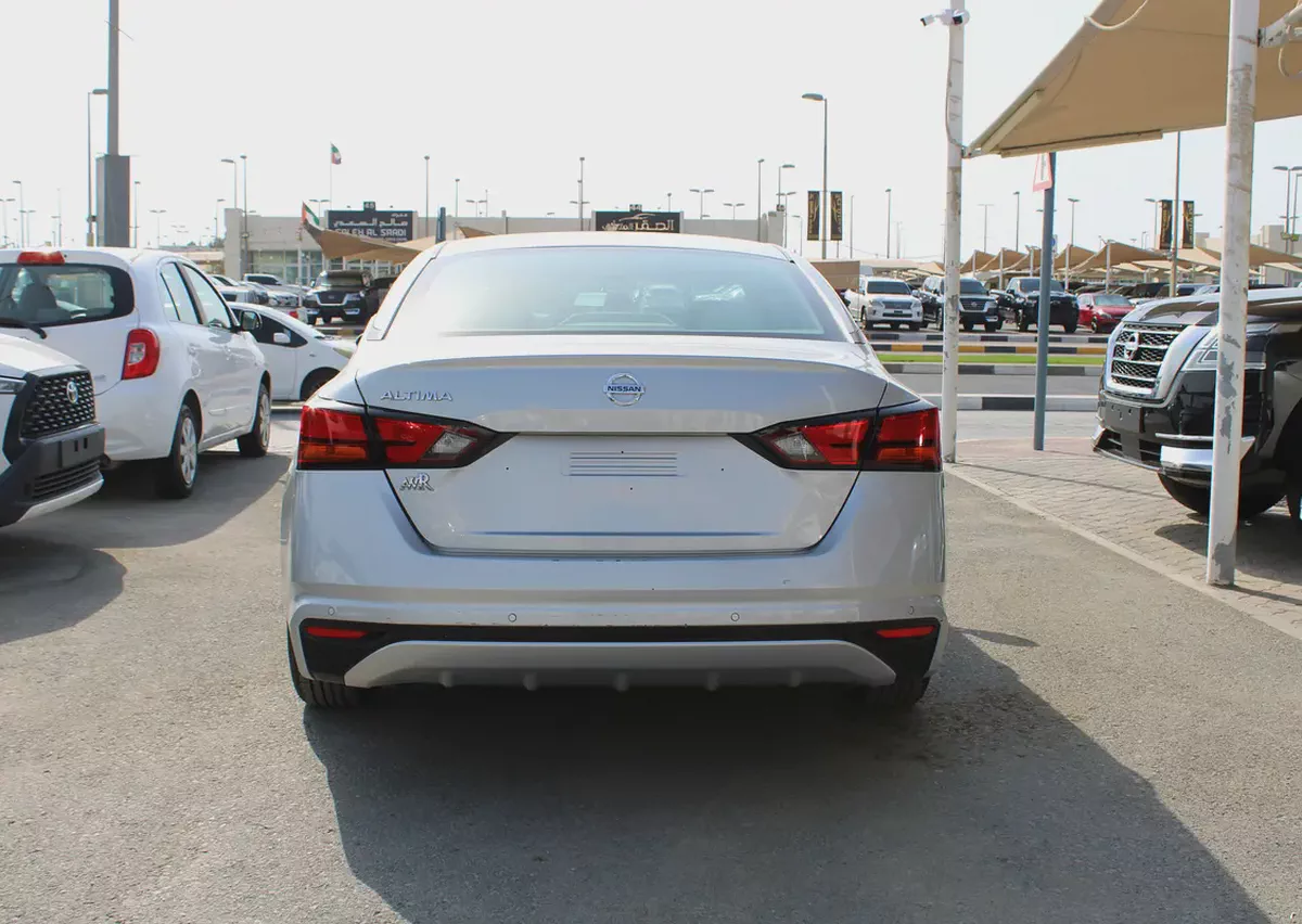Nissan Altima S 2022 GCC Specs - Excellent Condition-3-3