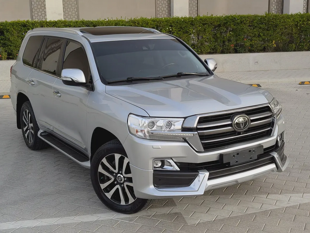 Toyota Land Cruiser VXR Grand Touring 2019 GCC V8 Full Option TOP Very Premium Condition