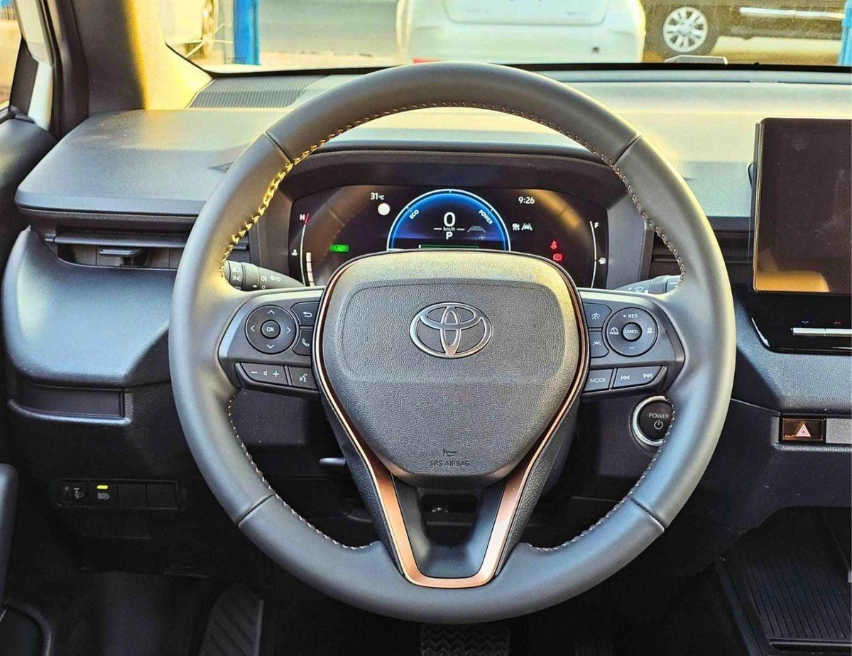 Toyota Corolla Cross ELITE NEW SHAPE || 2.0L HYBRID V4 | RADAR | LEATHER WITH DRIVER PWR SEAT | SUNROOF (CODE # CRCHCN)-19-0