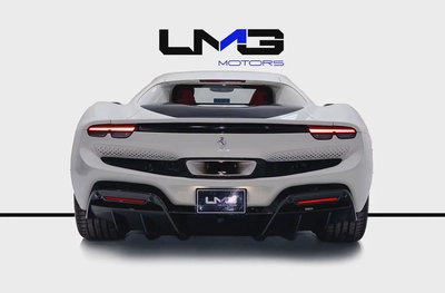 296 GTB | FRONTLIFT | TWO TONE INTERIOR | ENGINE COVERS IN CARBON FIBRE | MATTE GREY WHEELS-3