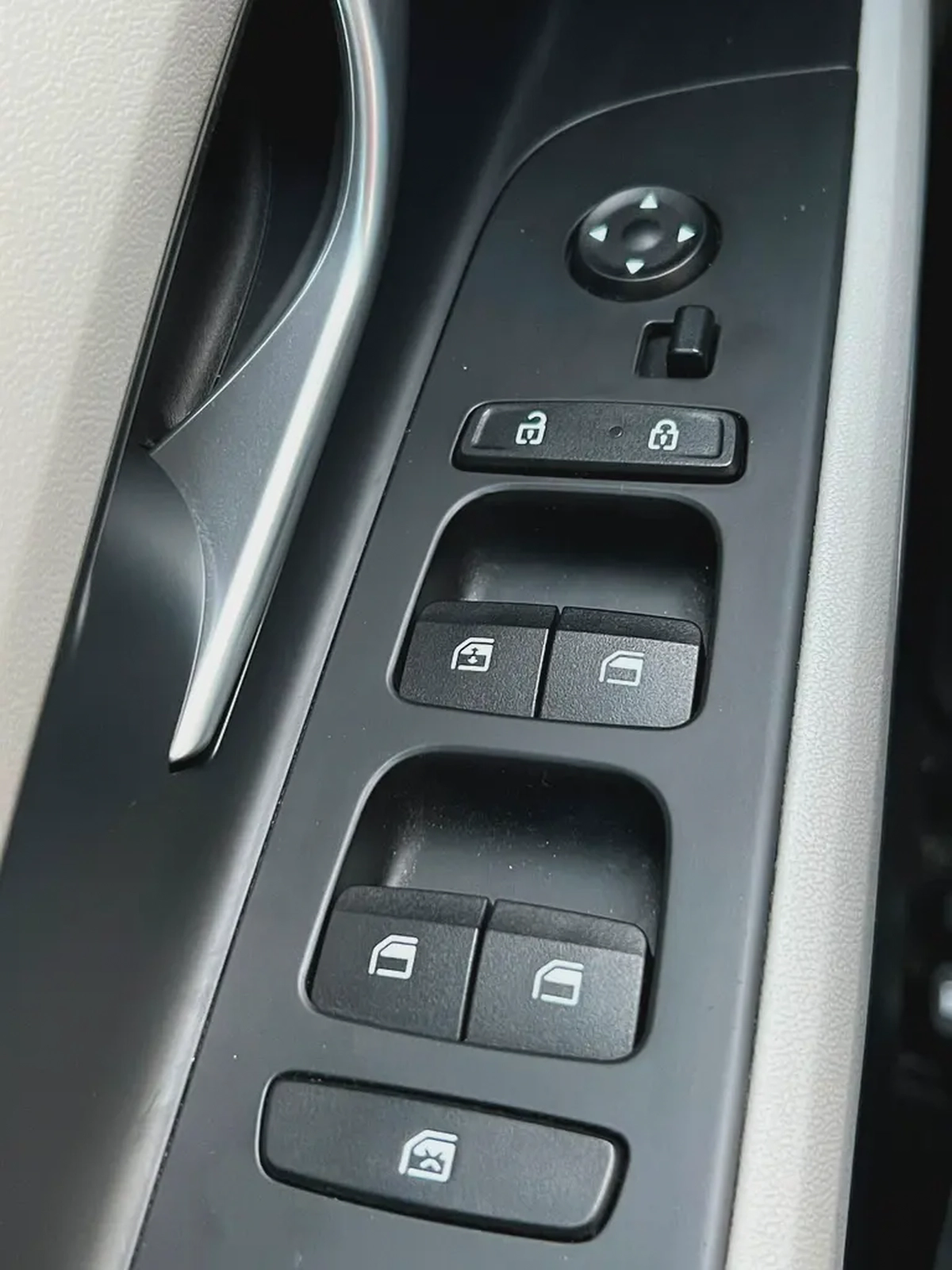 2023 Hyundai Elantra Limited | American Specs | Top Tier Trim-10-10