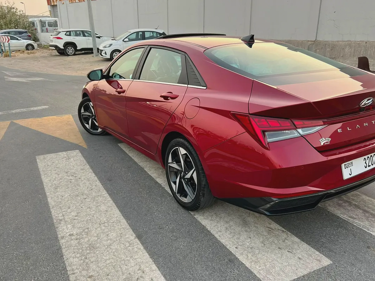 2023 Hyundai Elantra Limited | American Specs | Top Tier Trim-3-3