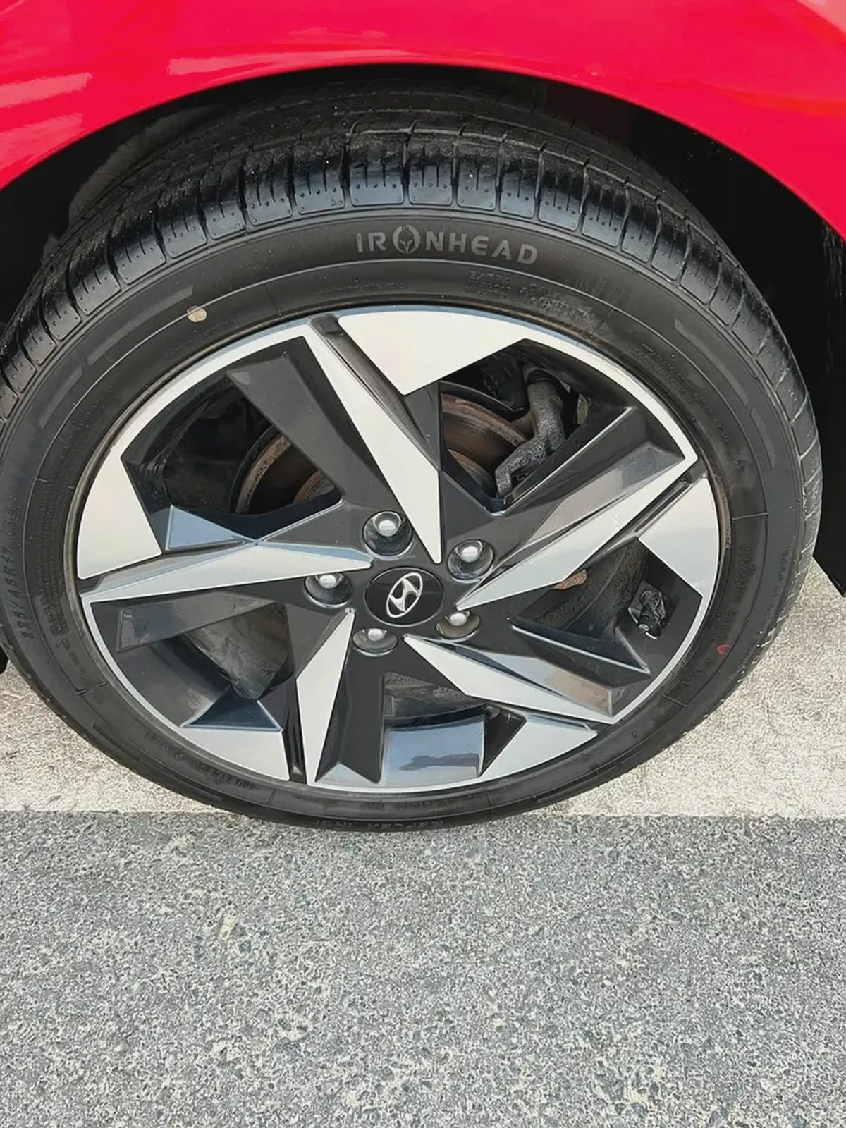 2023 Hyundai Elantra Limited | American Specs | Top Tier Trim-7-7