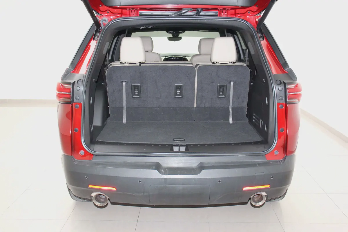 2023 Chevrolet Traverse Premier | GCC Specs | Warranty-5-5