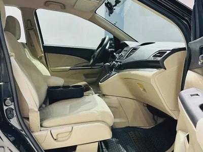HONDA CRV LX GCC SPECS 2016 FULL ORIGINAL PAINT FIRST OWNER MINT CONDITION WITH ONE YEAR WARRANTY-11