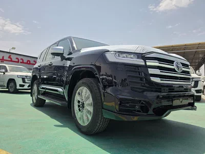 Toyota Land Cruiser LC300 VXR Plus 4.0 2026 | Black / Black-12