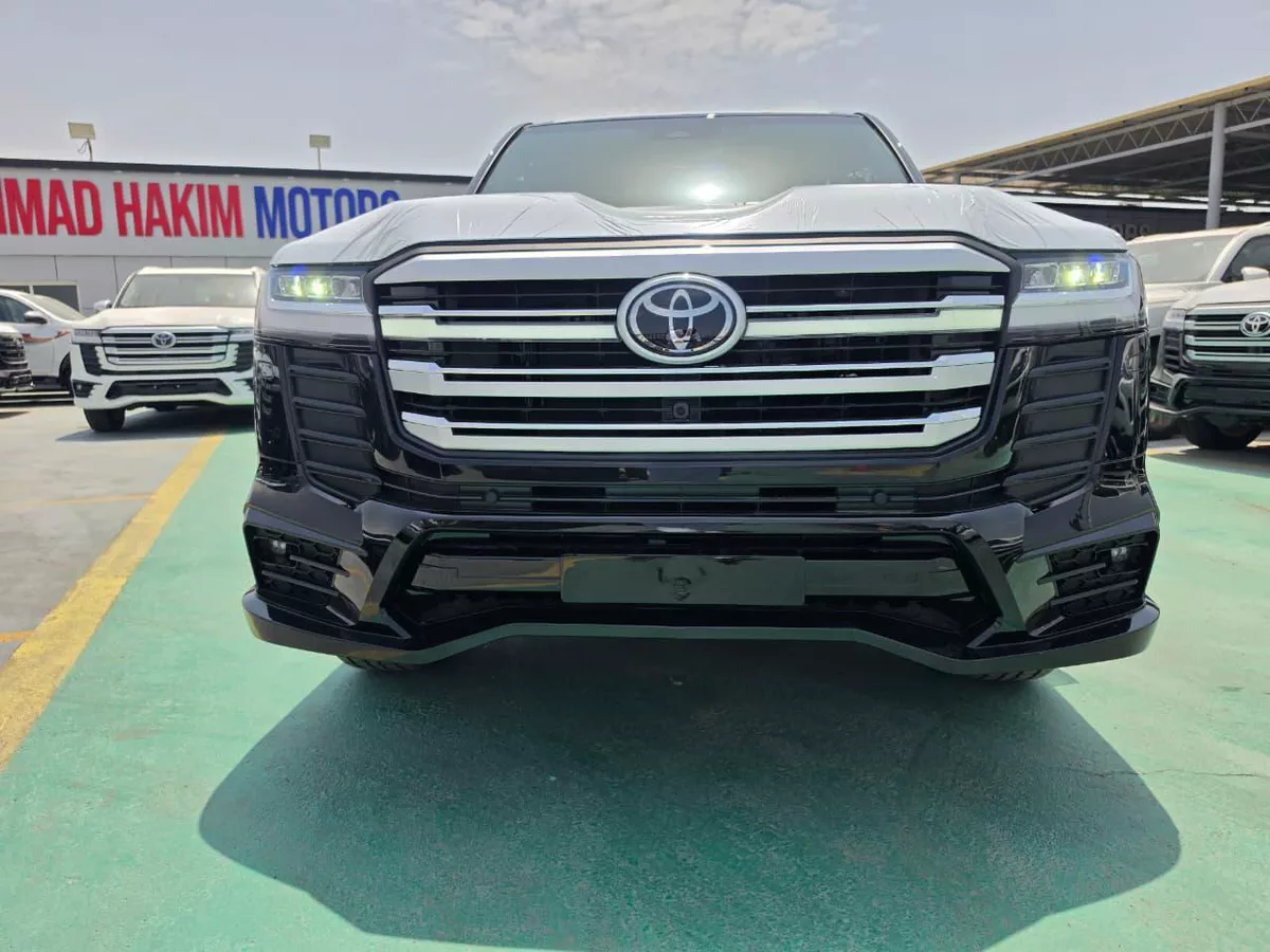 Toyota Land Cruiser LC300 VXR Plus 4.0 2026 | Black / Black-2-2