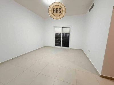 SPACIOUS AND EXCELLENT 4BED+MAID VILLA AVAILABLE IN VILLANOVA-4
