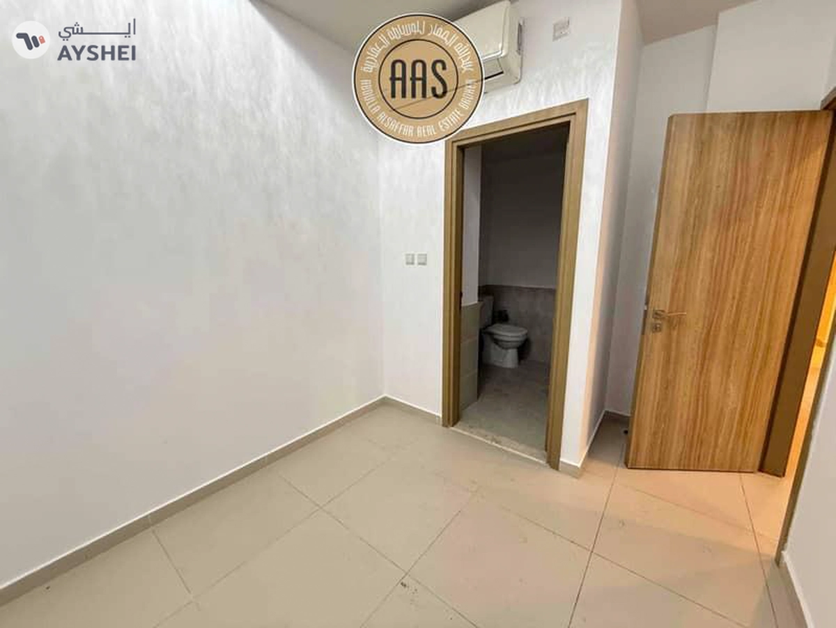 SPACIOUS AND EXCELLENT 4BED+MAID VILLA AVAILABLE IN VILLANOVA-9-9