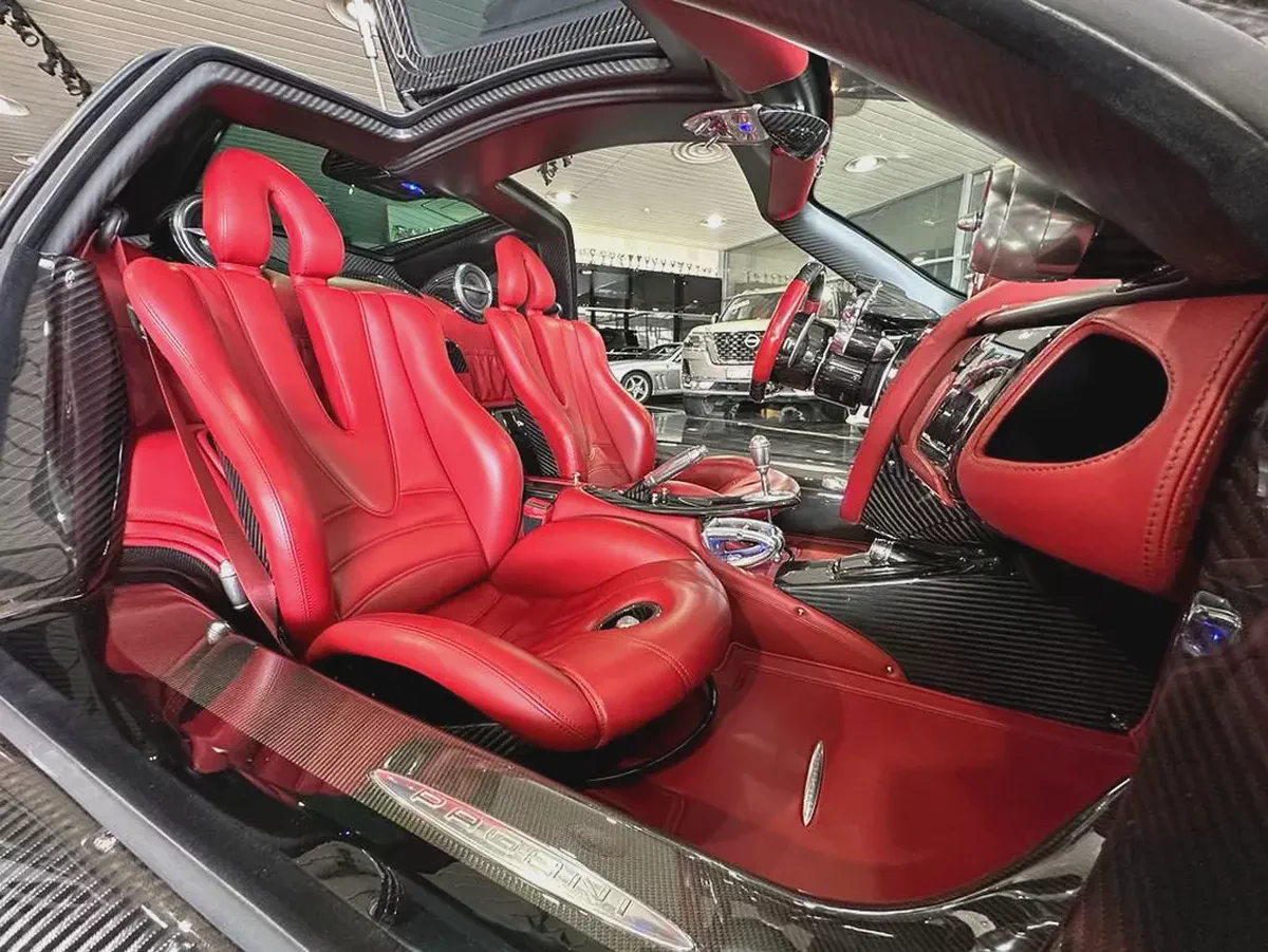Pagani Huayra, GCC, 1 of 100 in the world, amazing specs, beautiful color combination, New tyres.-6-6