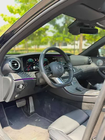 Mercedes-Benz E-Class E 350 2021 | Korean Specs | Immaculate Condition-10
