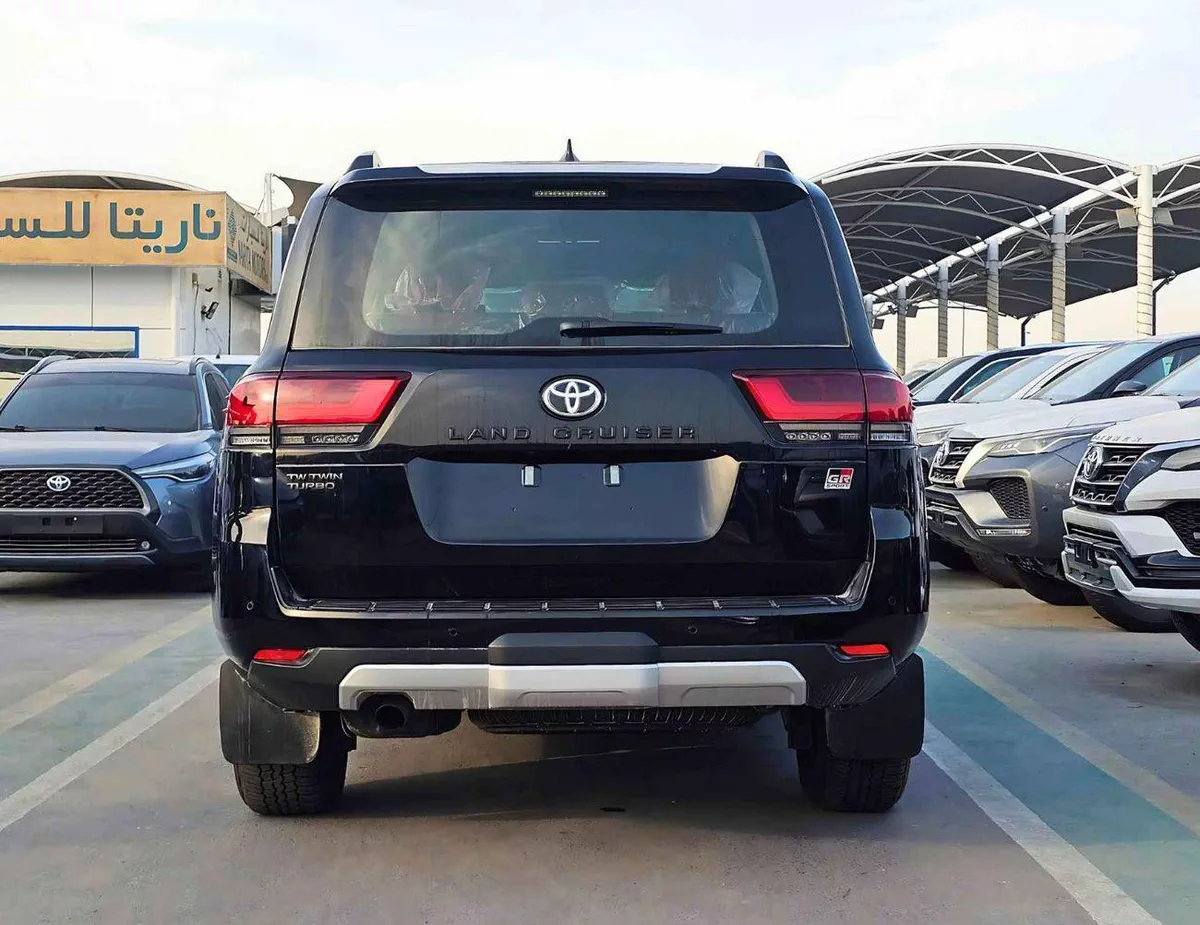 Toyota Land Cruiser GR SPORT || 3.3L Diesel V6 / RADAR / BIG DVD / REAR ENTERTAINMENT DVD / COOL BOX (CODE#LCDGR)-3-0