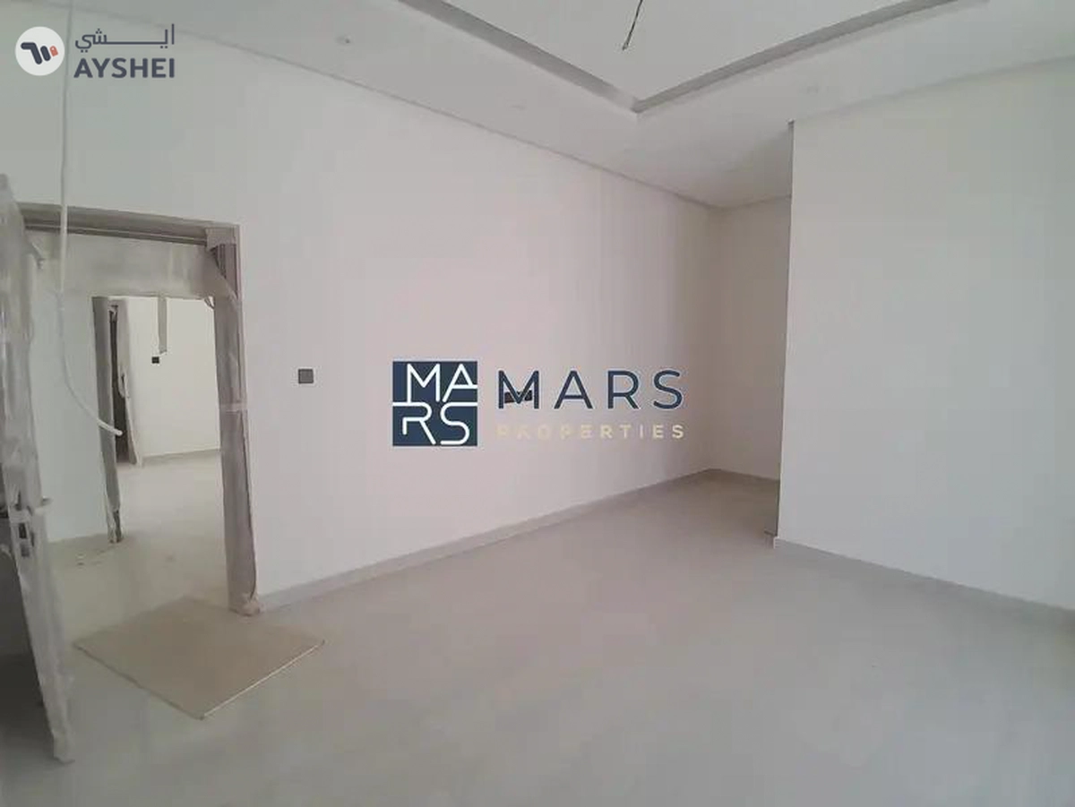 New age in hoshi 4bhk | ready | modern style