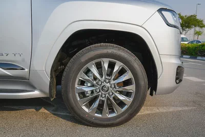 READY CAR!! TOYOTA LAND CRUISER HYBRID 3.5 VXR TWIN TURBO 2026!! GCC SPECS-19