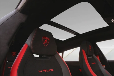 LAMBORGHINI URUS PERFOMANTE - 2024 - FULL CARBON PACK - LOW MILEAGE - FULLY LOADED-10