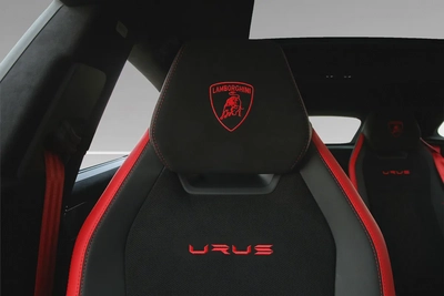 LAMBORGHINI URUS PERFOMANTE - 2024 - FULL CARBON PACK - LOW MILEAGE - FULLY LOADED-11