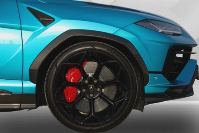 LAMBORGHINI URUS PERFOMANTE - 2024 - FULL CARBON PACK - LOW MILEAGE - FULLY LOADED-5